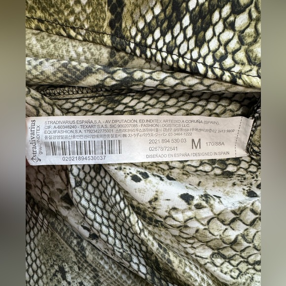 Stradivarius Blouse. Size M. - Picture 3 of 5